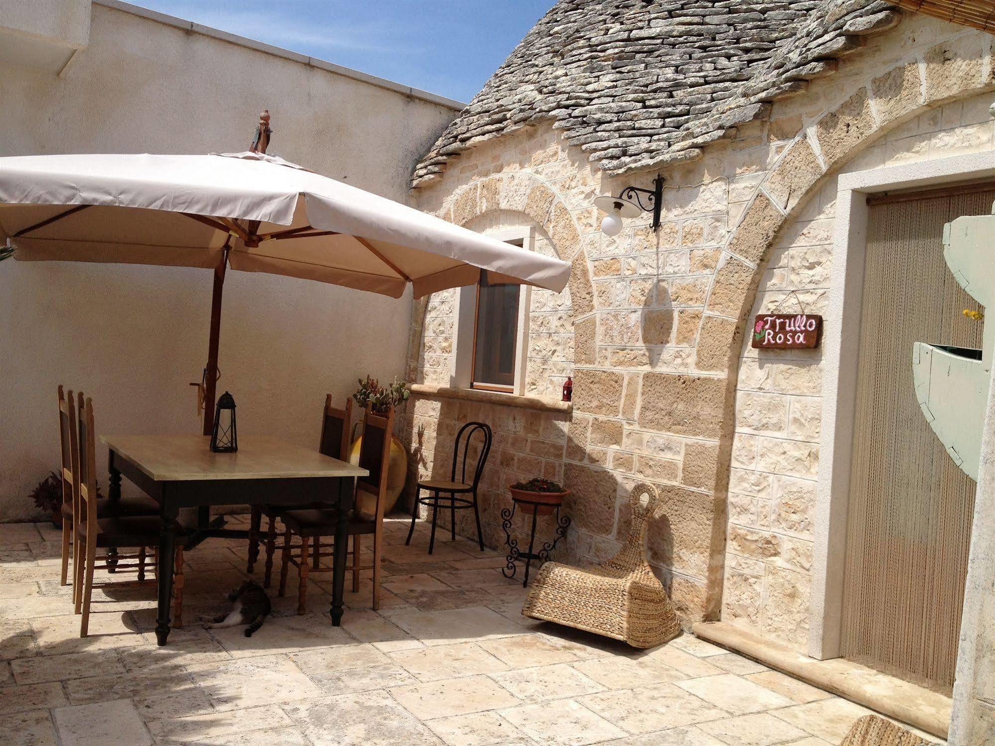 Trullicolarossa Villa Alberobello Exterior foto